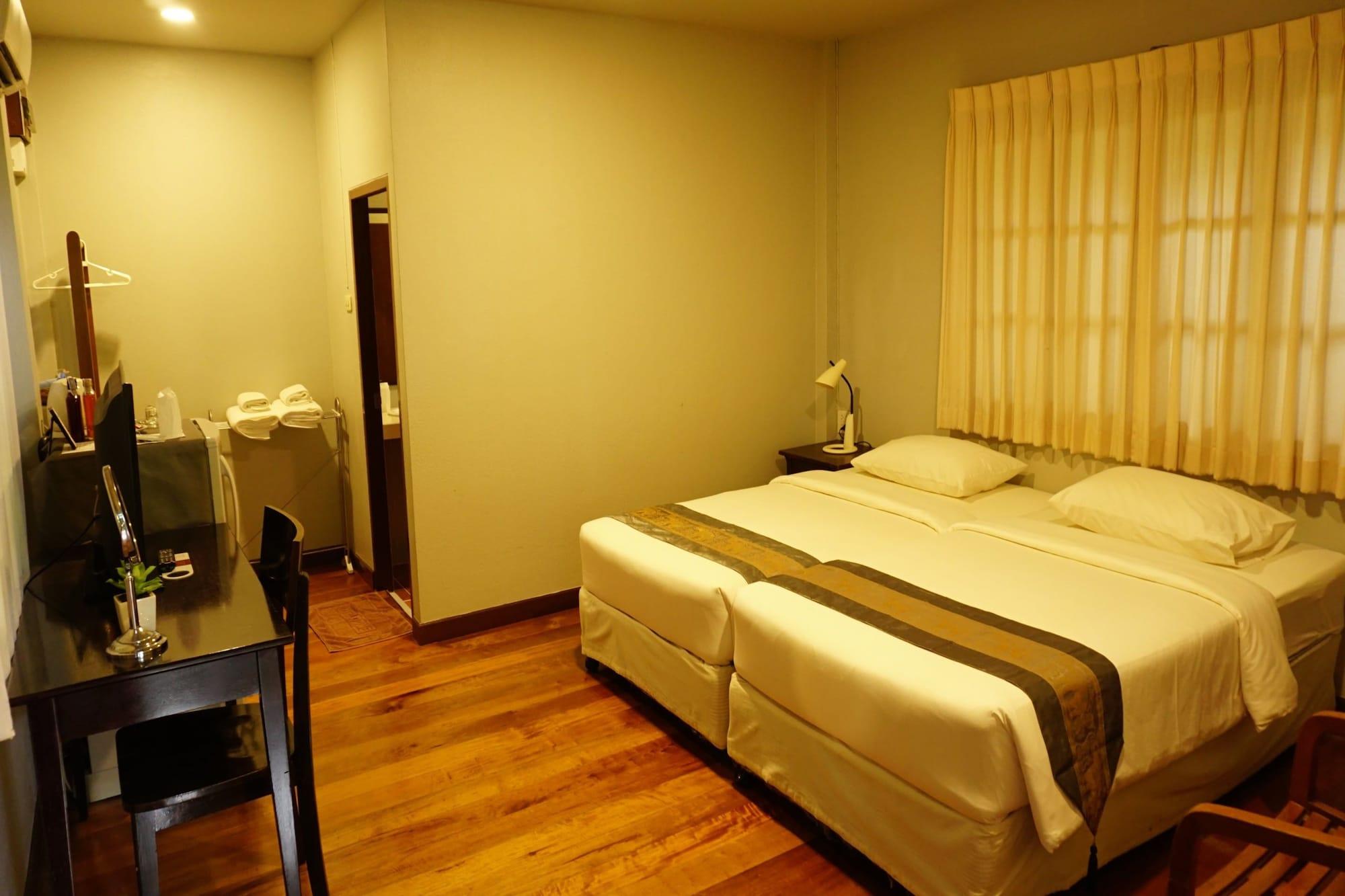 Baan Klang Aow Beach Resort Ban Krut  Extérieur photo