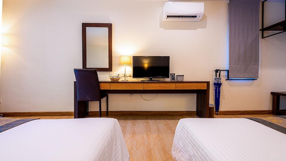 Baan Klang Aow Beach Resort Ban Krut  Extérieur photo
